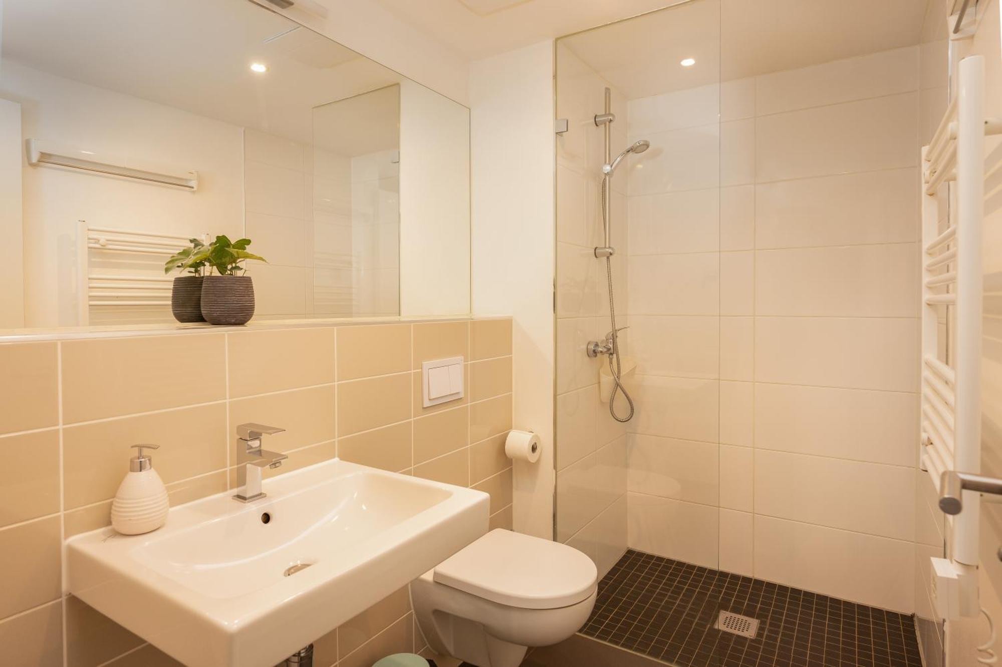 Apartment At Alexanderplatz Berlin